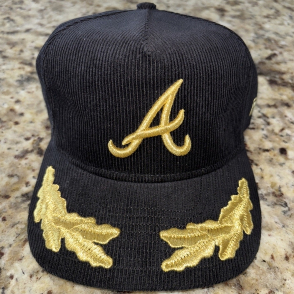 New Era Atlanta Braves Black Corduroy Gold Captain Admiral Snapback Hat Cap
